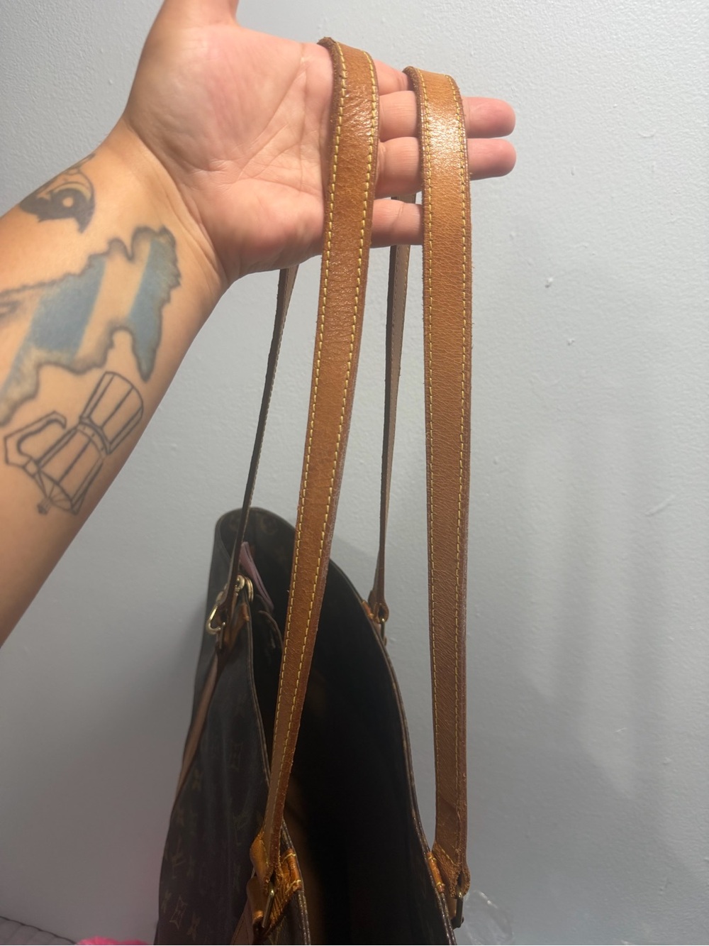 Louis Vuitton Brown Monogram Canvas Tote with Tan Straps - Picture 8 of 8